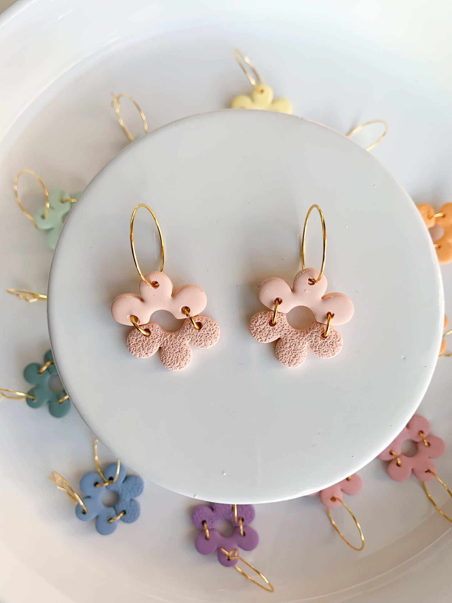 Pastel Daisy Texture Hoop Dangles