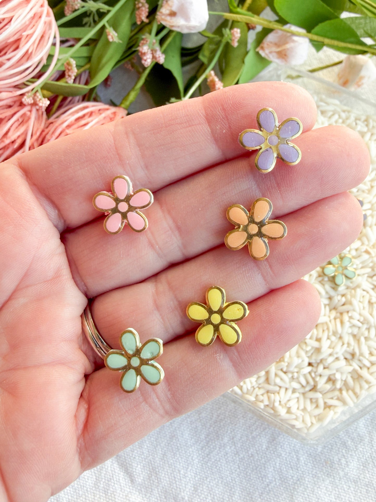 Minimalist Pastel Daisy Polymer Clay Stud Earrings